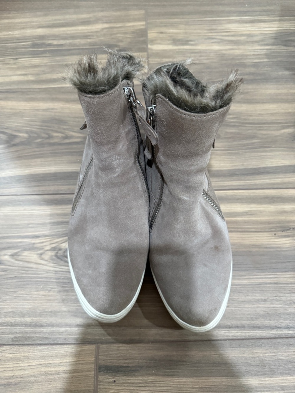 Dolce Vita Taupe Faux-Fur Lined Ankle Winter Boots